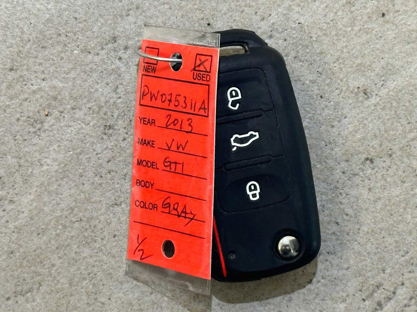 Used 2013 Volkswagen GTI w/ Convenience Package image 33