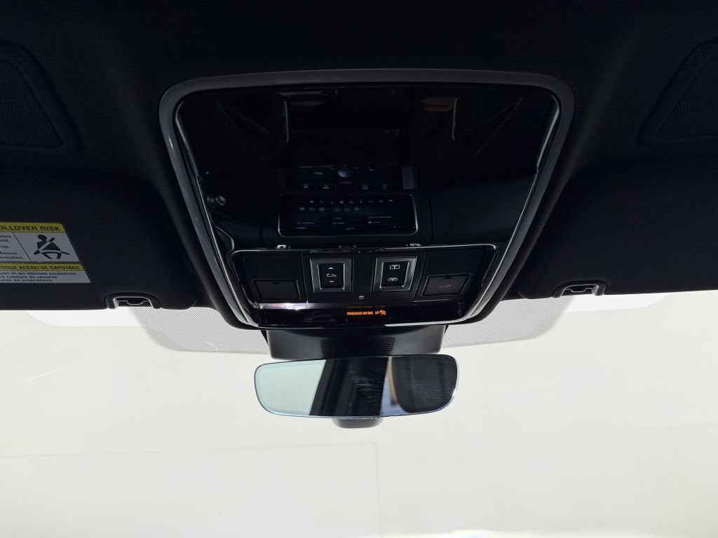 Used 2022 Land Rover Range Rover HSE Westminster Edition AWD/4WD image 57