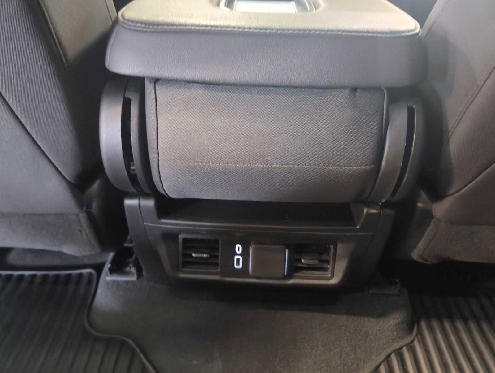 Used 2025 Chevrolet Silverado 2500 LT w/ Convenience Package AWD/4WD image 21
