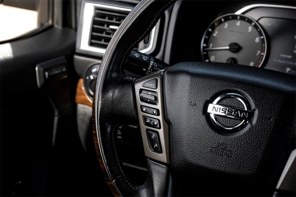 Used 2020 Nissan Titan Platinum Reserve w/ Moonroof Package image 14