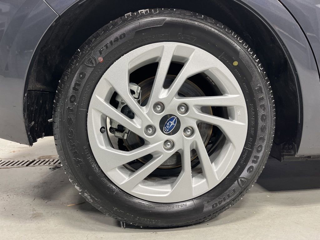 Certified 2025 Subaru Impreza 2.0i image 42