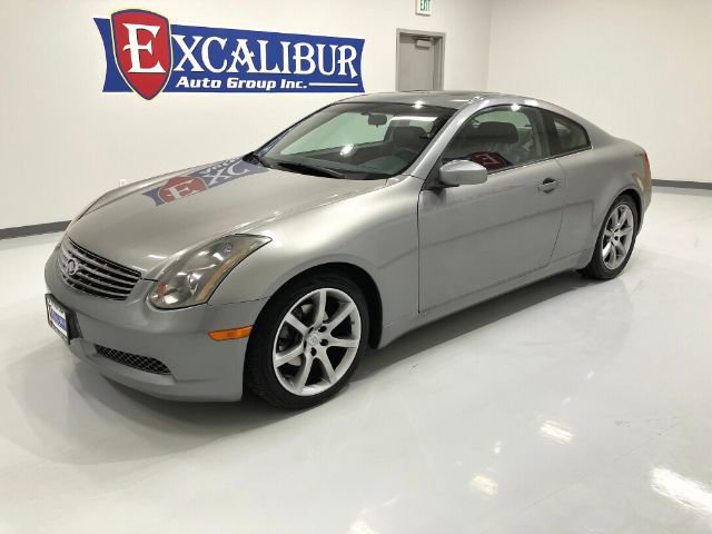 Used 2004 INFINITI G35 Coupe w/ Performance Tire & Wheel Pkg image 9