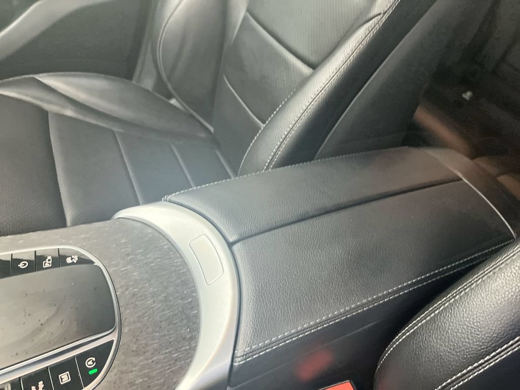 Used 2022 Mercedes-Benz GLC 300 4MATIC image 25