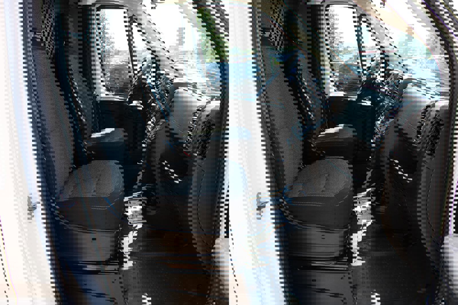 Used 2023 RAM ProMaster 2500 image 23