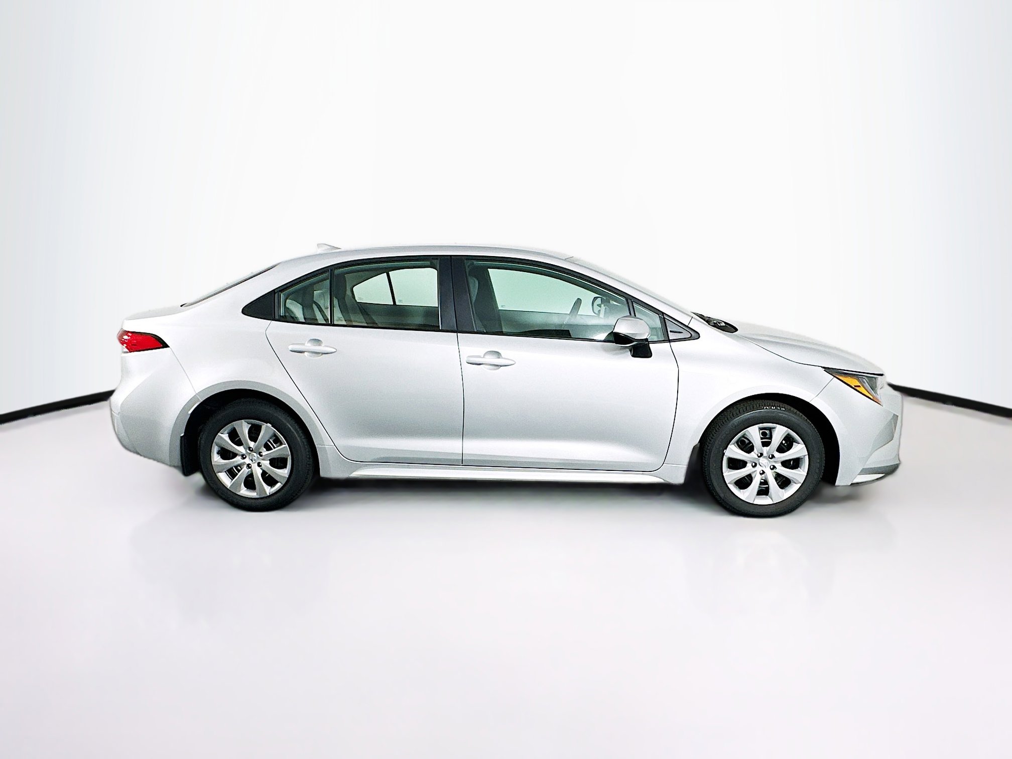 Used 2026 Toyota Corolla LE FWD image 10
