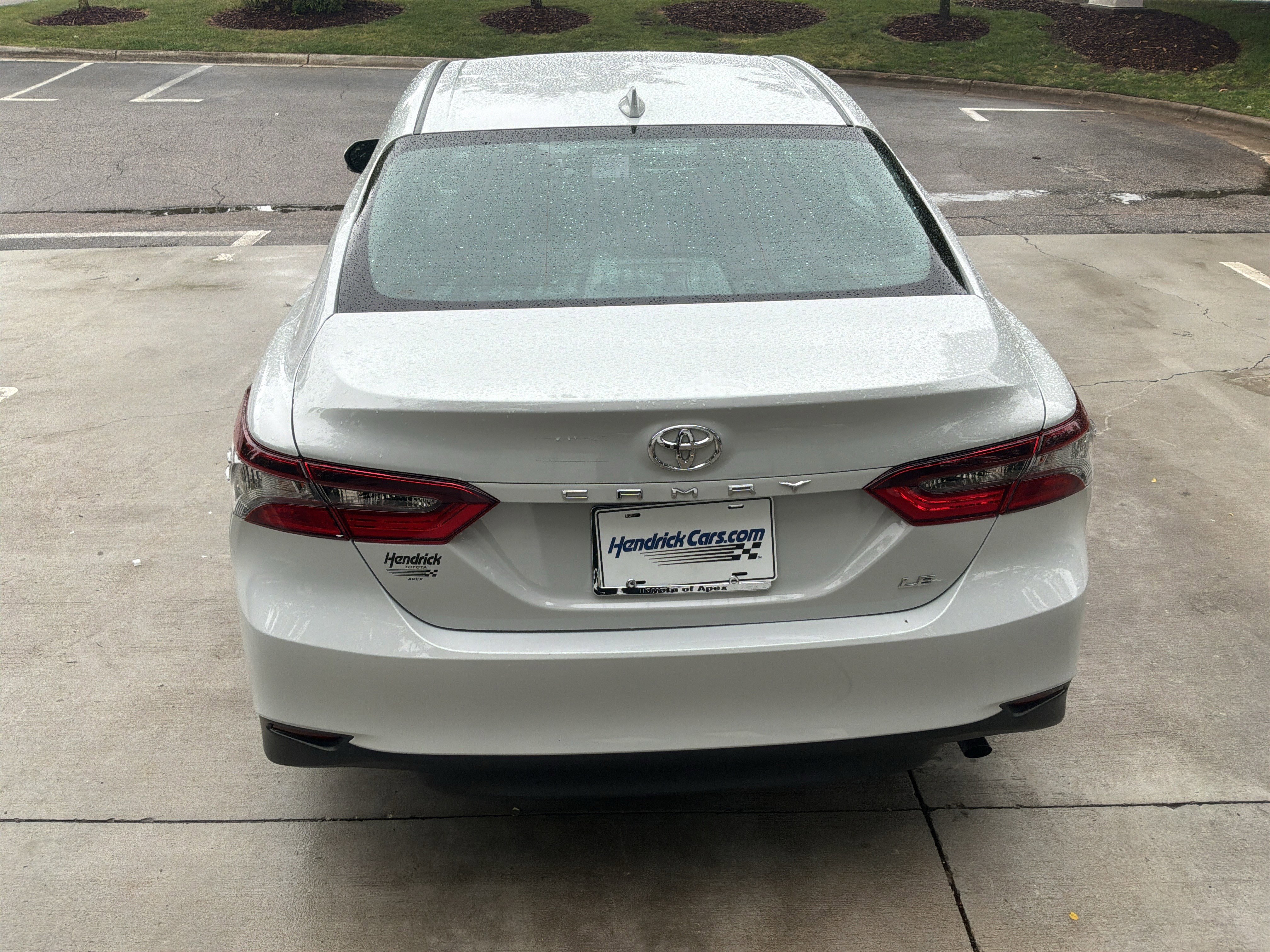 Used 2023 Toyota Camry LE w/ Convenience Package FWD image 9