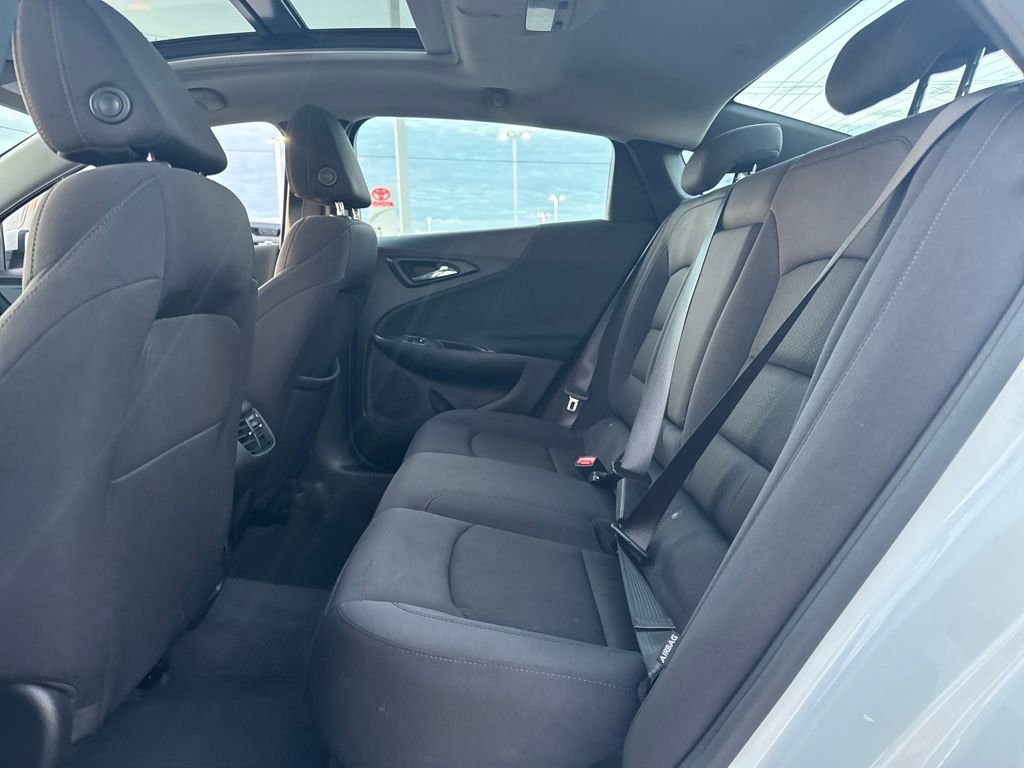 Used 2024 Chevrolet Malibu LT image 14