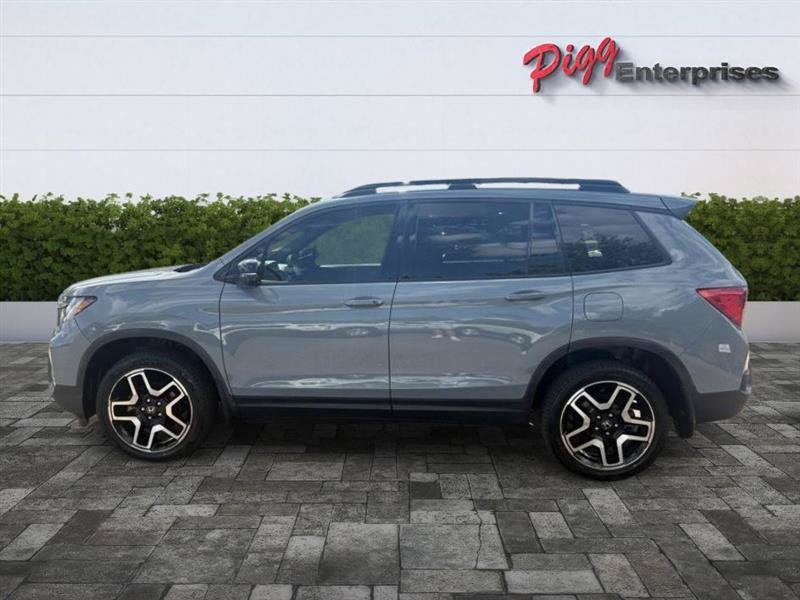 Used 2023 Honda Passport Elite image 3