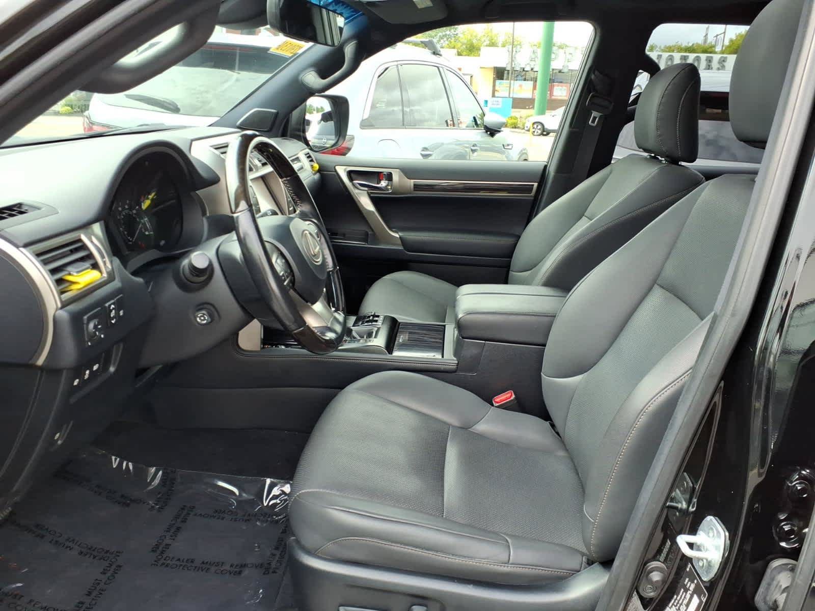 Used 2020 Lexus GX 460 Premium w/ Premium Package AWD/4WD image 10