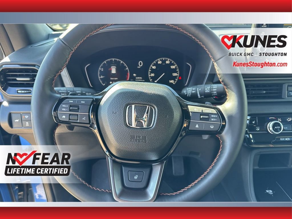 Used 2025 Honda Pilot TrailSport image 25