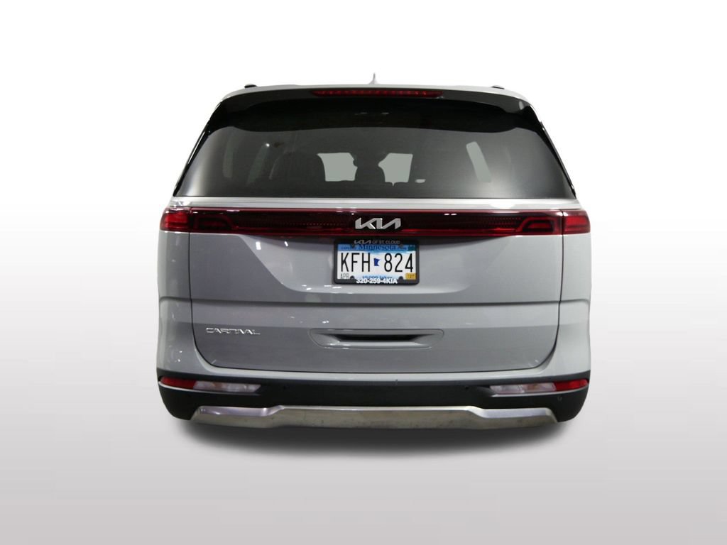 Used 2023 Kia Carnival SX FWD image 9