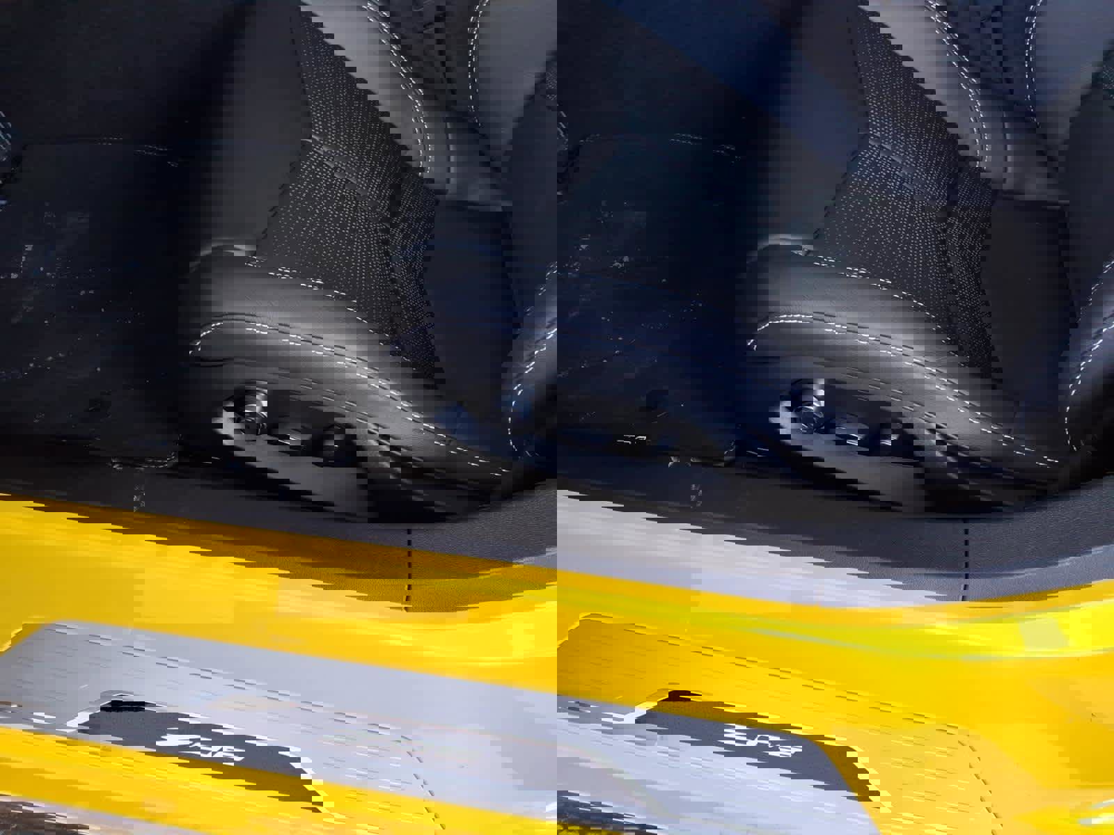 Used 2025 Chevrolet Corvette Z06 image 13