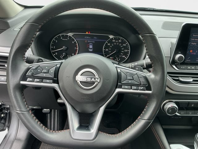 Used 2023 Nissan Altima 2.5 SR FWD image 13