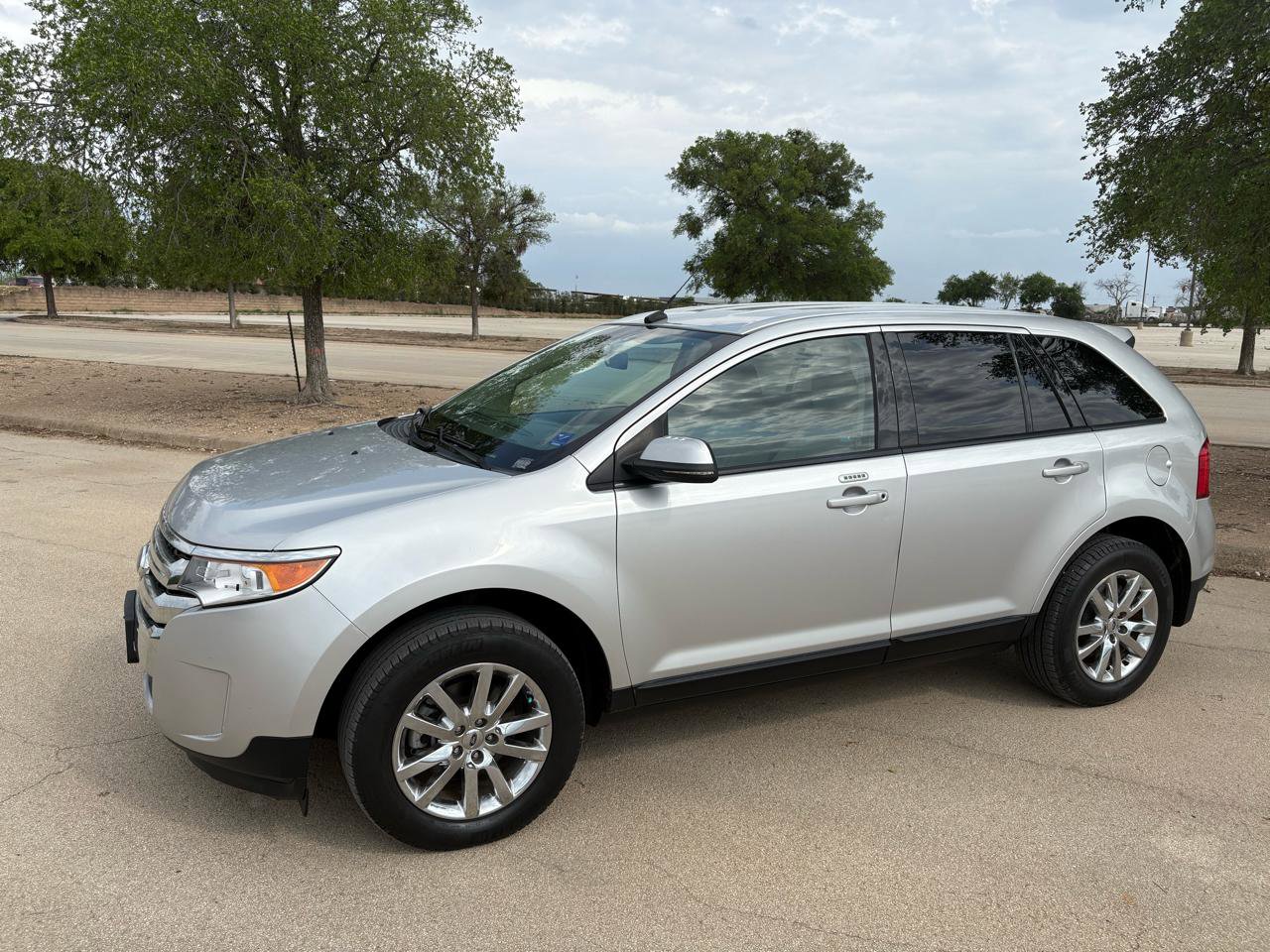 Used 2012 Ford Edge SEL image 4