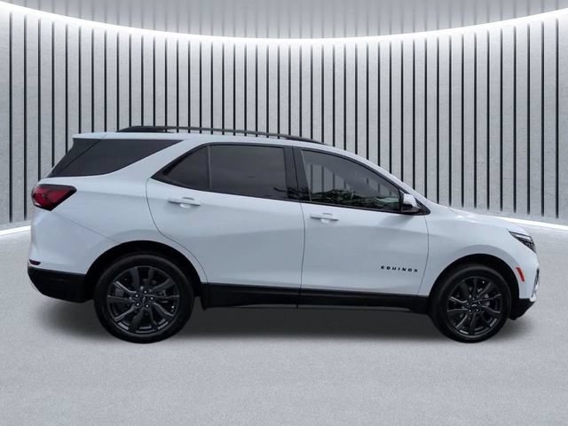 Certified 2024 Chevrolet Equinox RS AWD/4WD image 3