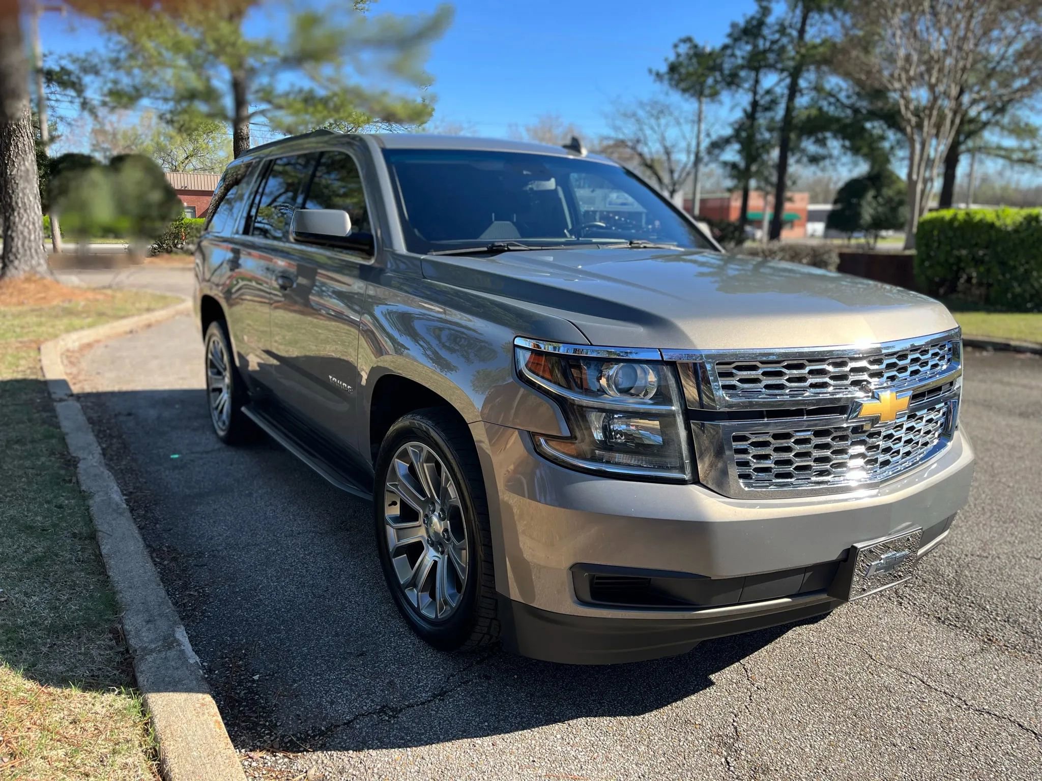 Used 2018 Chevrolet Tahoe LS w/ Enhanced Driver Alert Package RWD image 7