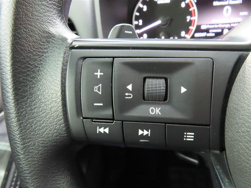 Used 2024 Nissan Rogue SV FWD image 22