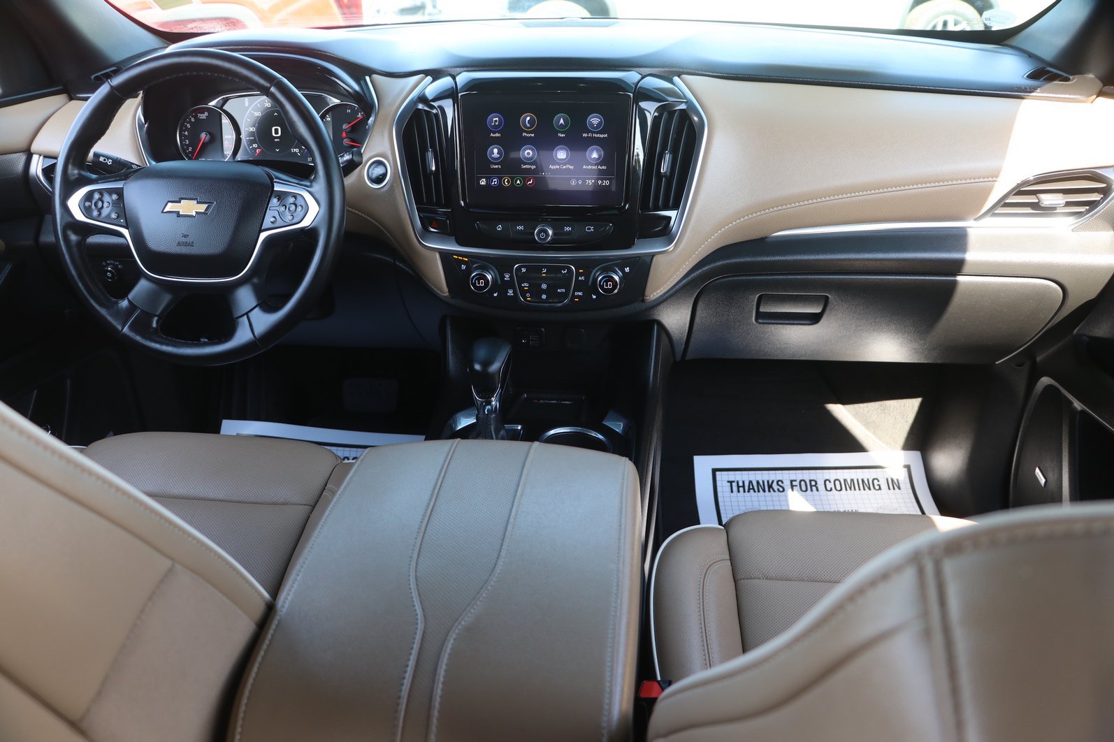 Used 2023 Chevrolet Traverse Premier FWD image 16