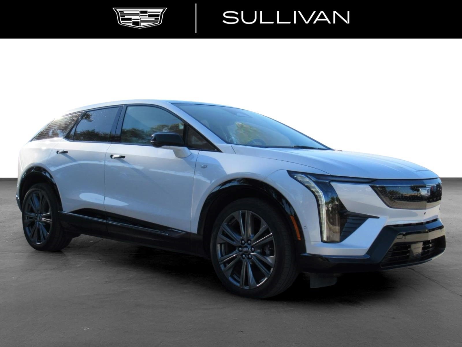 Certified 2025 Cadillac Optiq Sport 2 AWD/4WD image 1