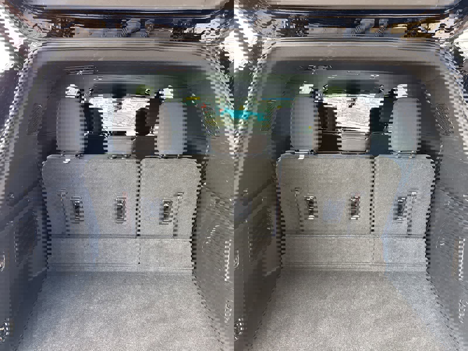 Used 2024 Chevrolet Traverse LT image 10