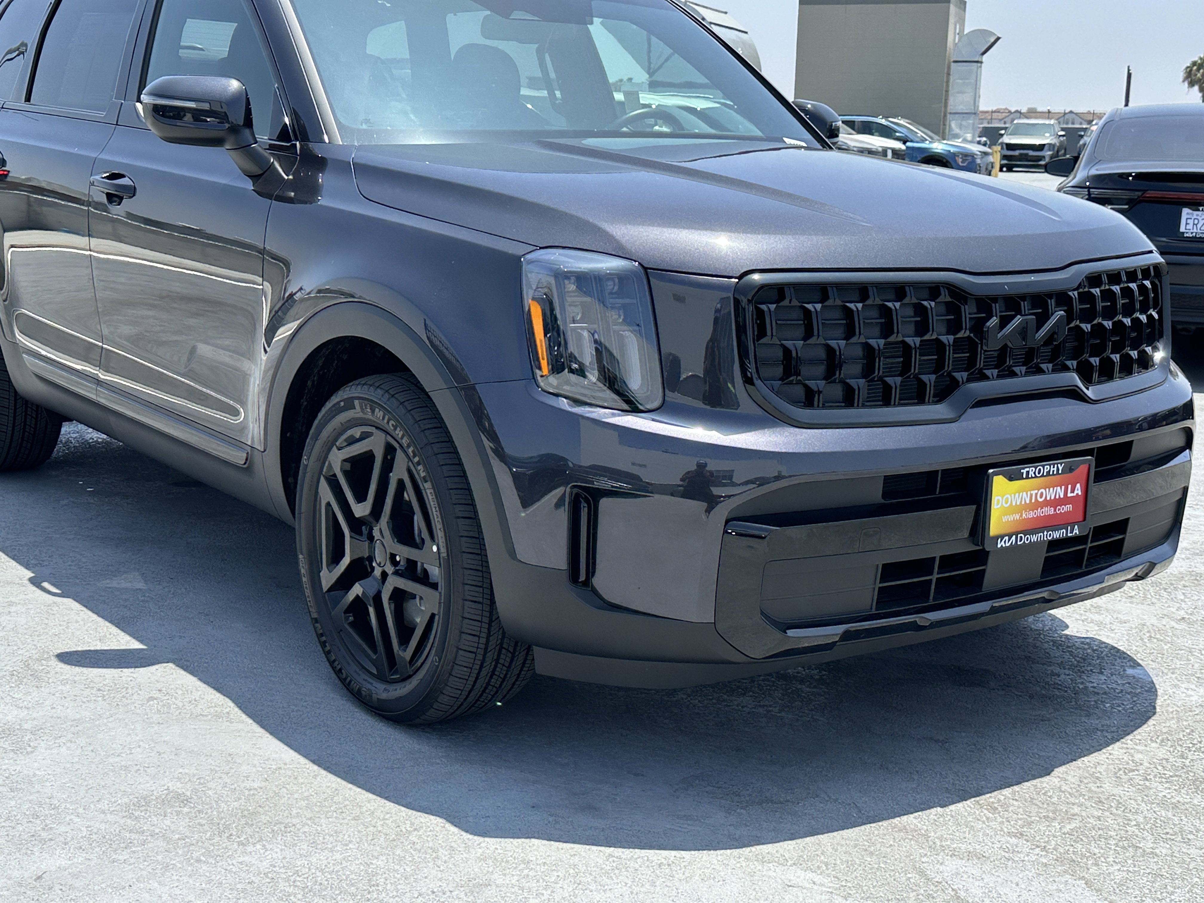 Certified 2025 Kia Telluride EX X-Line AWD/4WD image 11
