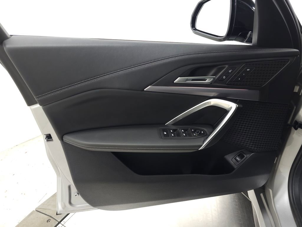 Used 2023 BMW X1 xDrive28i w/ M Sport Package AWD/4WD image 16