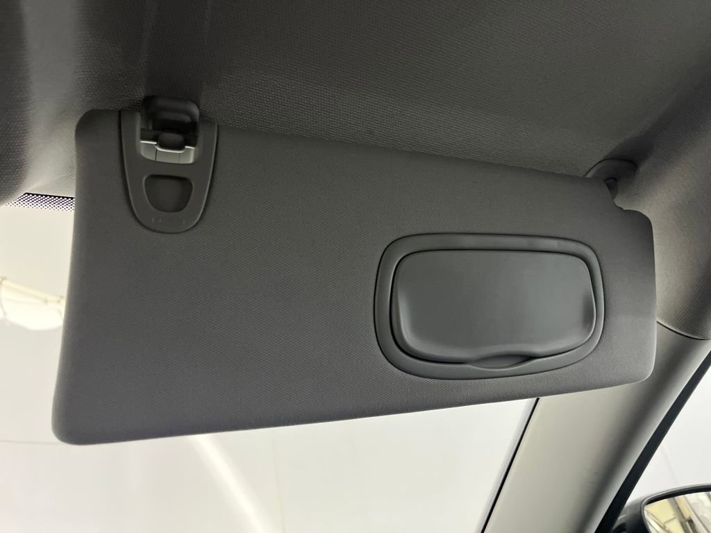 Used 2019 Jeep Cherokee Latitude w/ Popular Appearance Group image 82