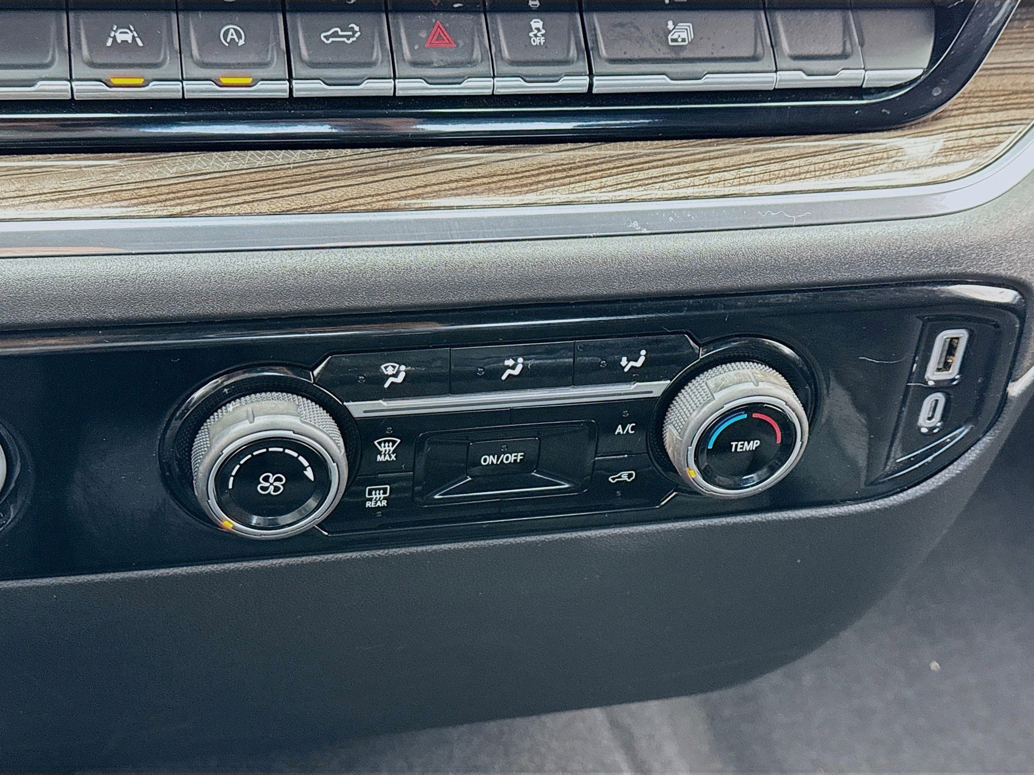 Used 2024 Chevrolet Silverado 1500 LT w/ Protection Package image 12