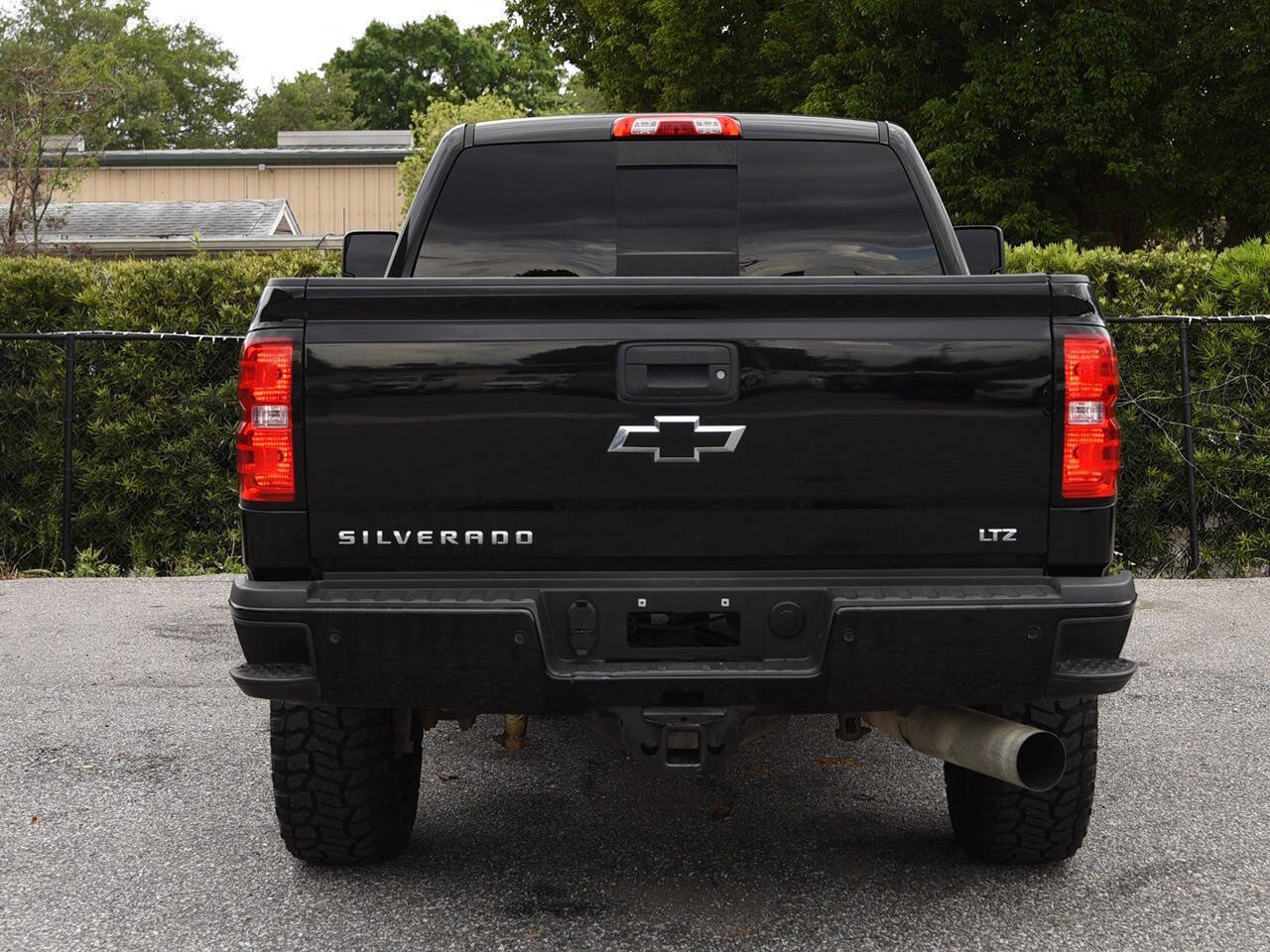 Used 2018 Chevrolet Silverado 2500 LTZ w/ Duramax Plus Package AWD/4WD image 7