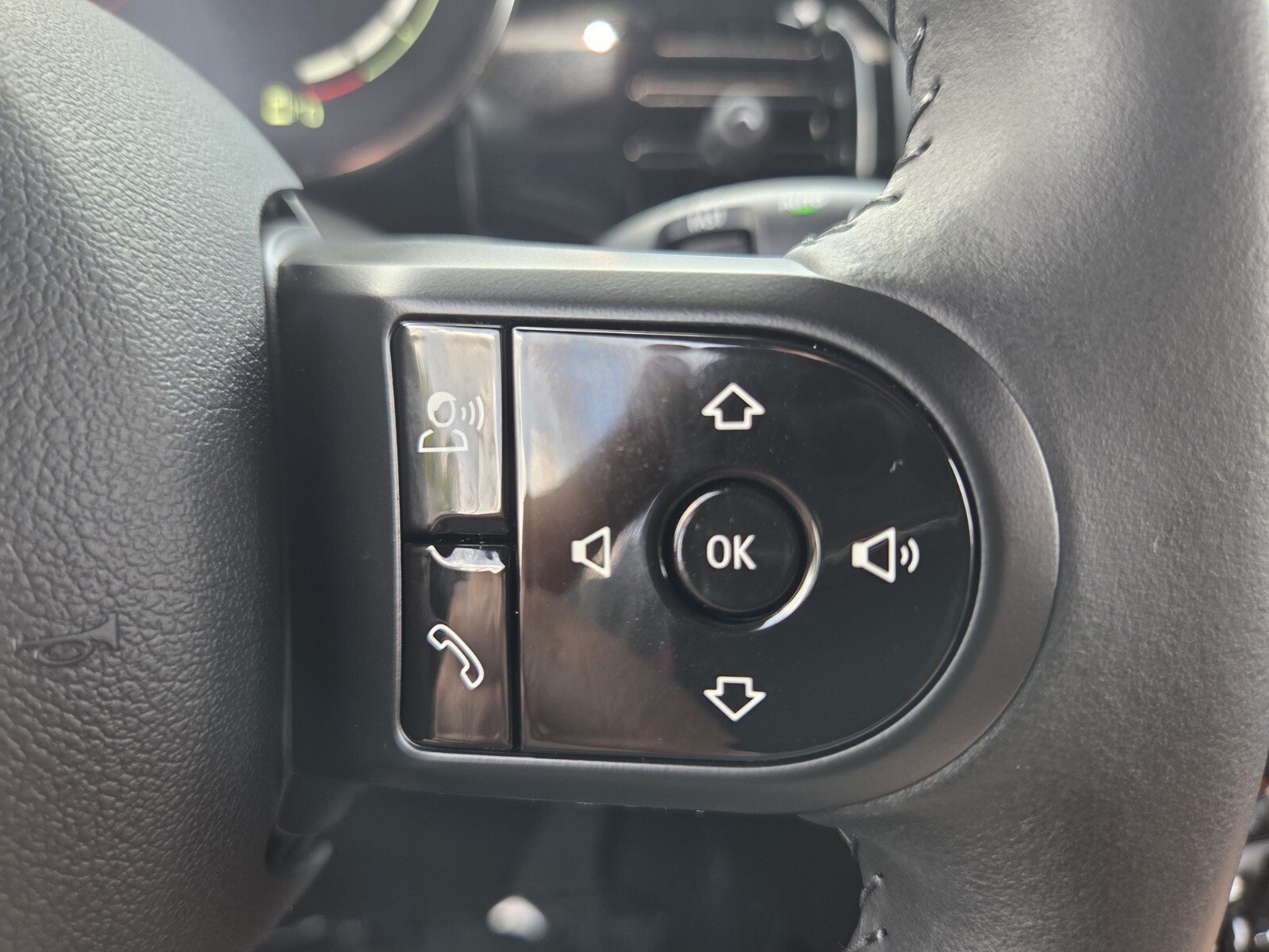 Used 2023 MINI Cooper Convertible FWD image 25