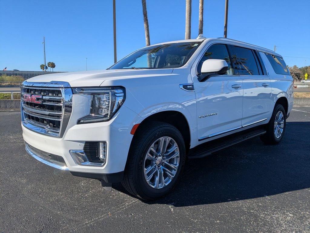 Used 2024 GMC Yukon XL SLT image 8