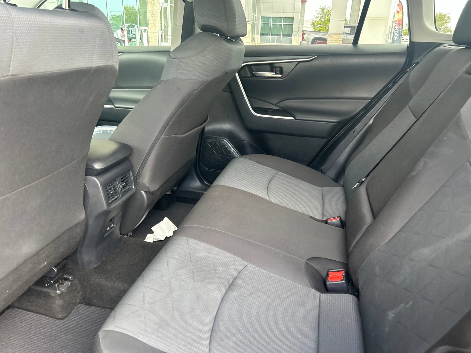 Used 2025 Toyota RAV4 XLE FWD image 17