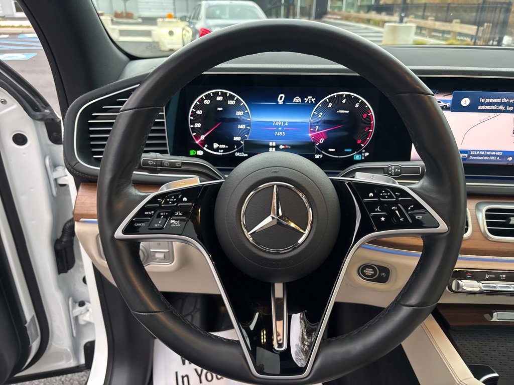 Used 2025 Mercedes-Benz GLS 450 4MATIC image 31
