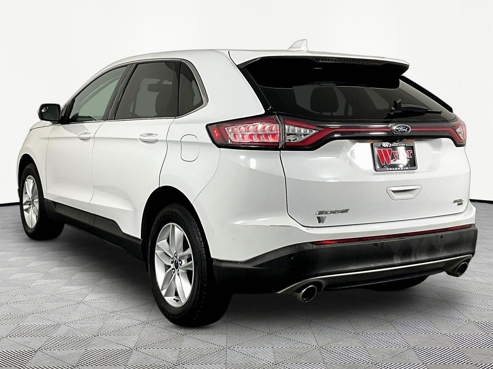 Used 2015 Ford Edge SEL w/ Equipment Group 201A AWD/4WD image 4