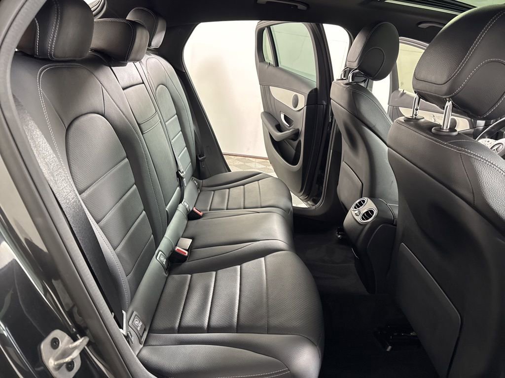 Certified 2022 Mercedes-Benz GLC 300 4MATIC Coupe image 23
