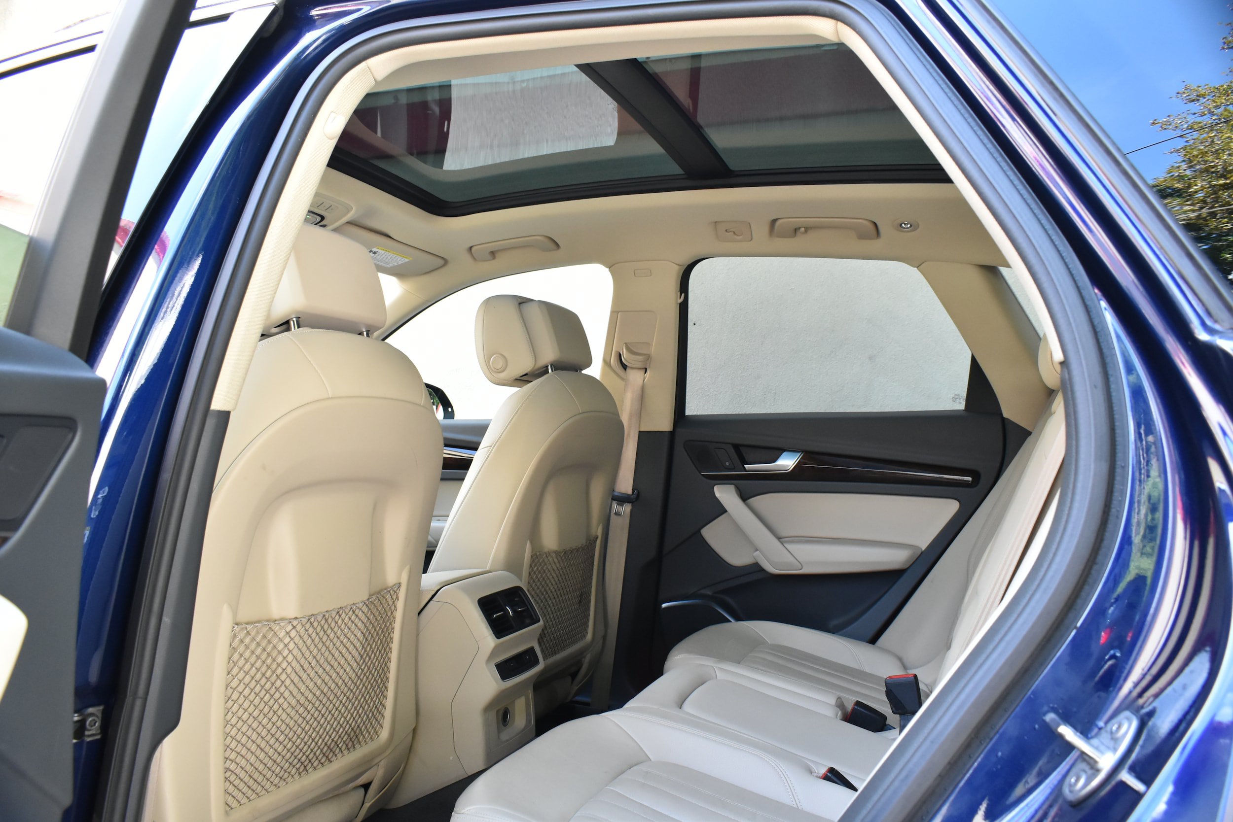 Used 2020 Audi Q5 2.0T Premium w/ Convenience Package AWD/4WD image 18