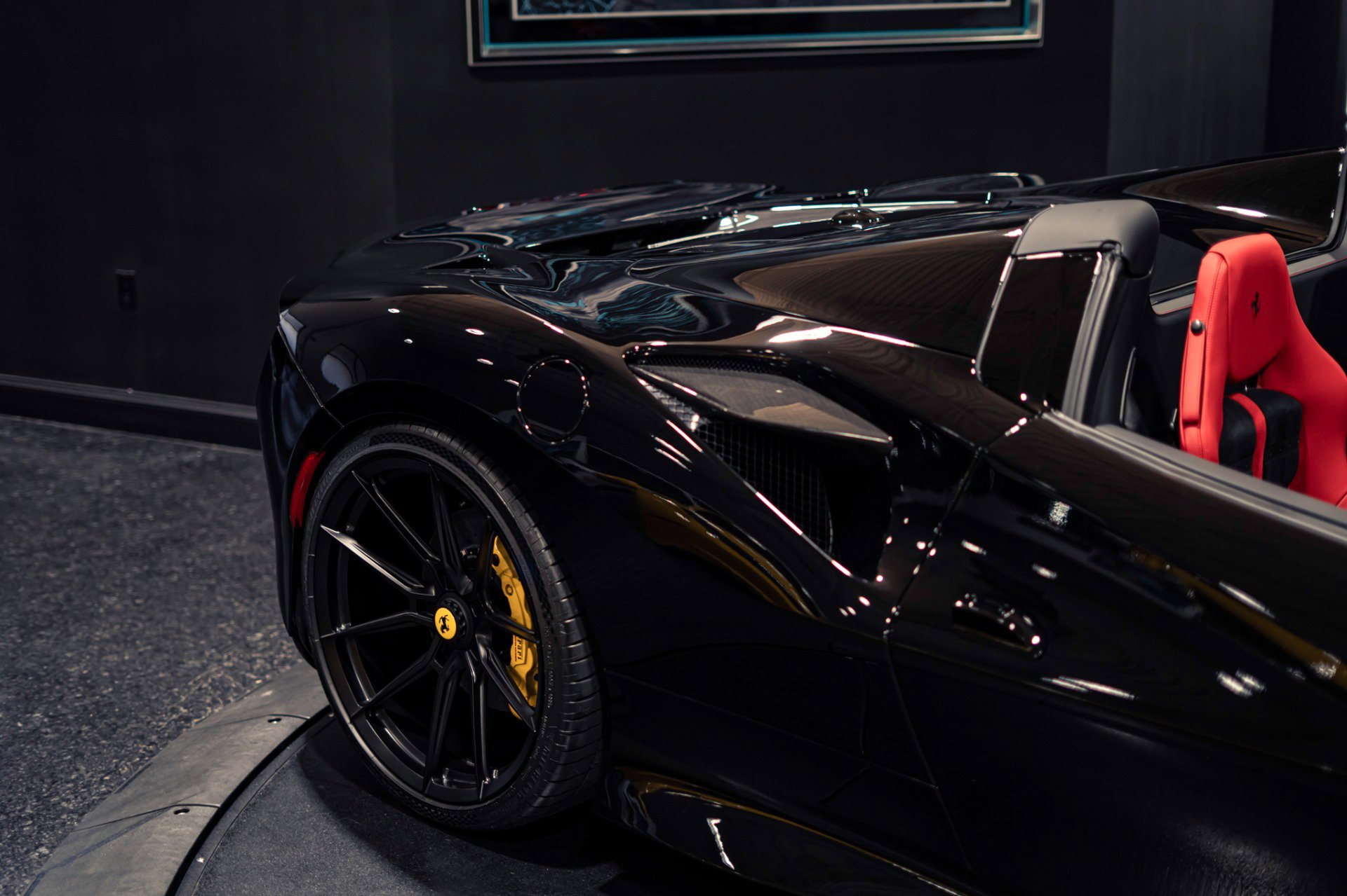 Used 2023 Ferrari F8 Tributo RWD image 29