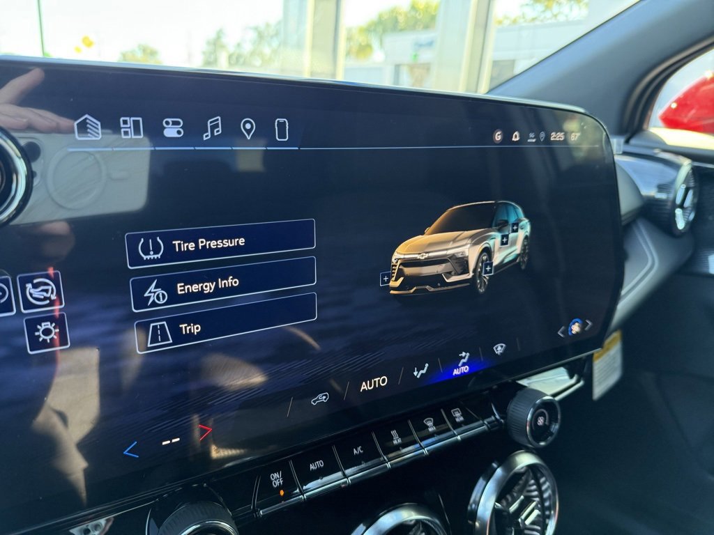 New 2026 Chevrolet Blazer EV LT w/ LPO, Blackout Package FWD image 20