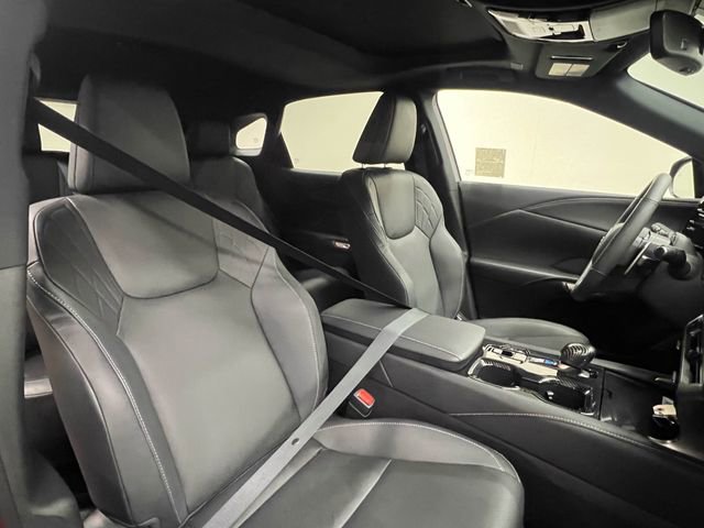 Certified 2025 Lexus RX 350h w/ Convenience Package image 11