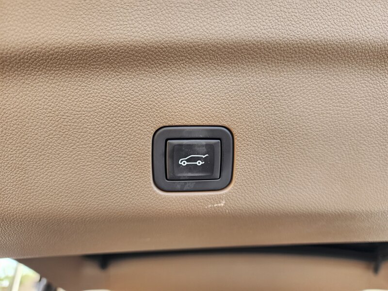 Used 2023 GMC Yukon Denali w/ LPO, Floor Liner Package RWD image 20