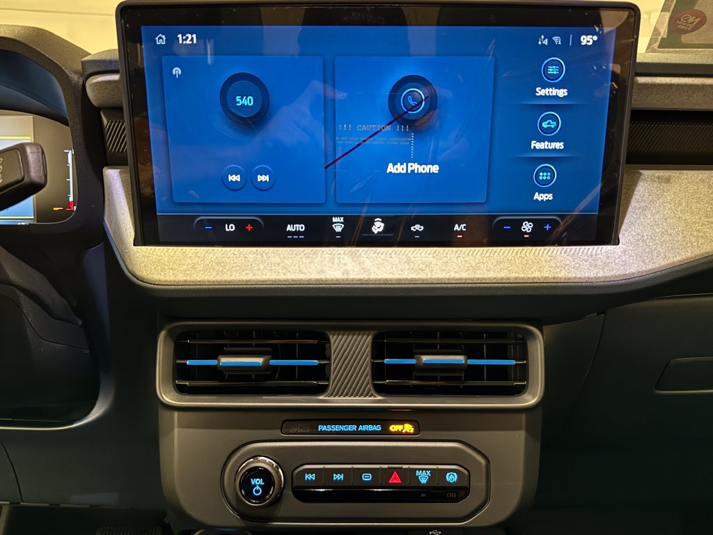 New 2026 Ford Maverick XLT FWD image 11