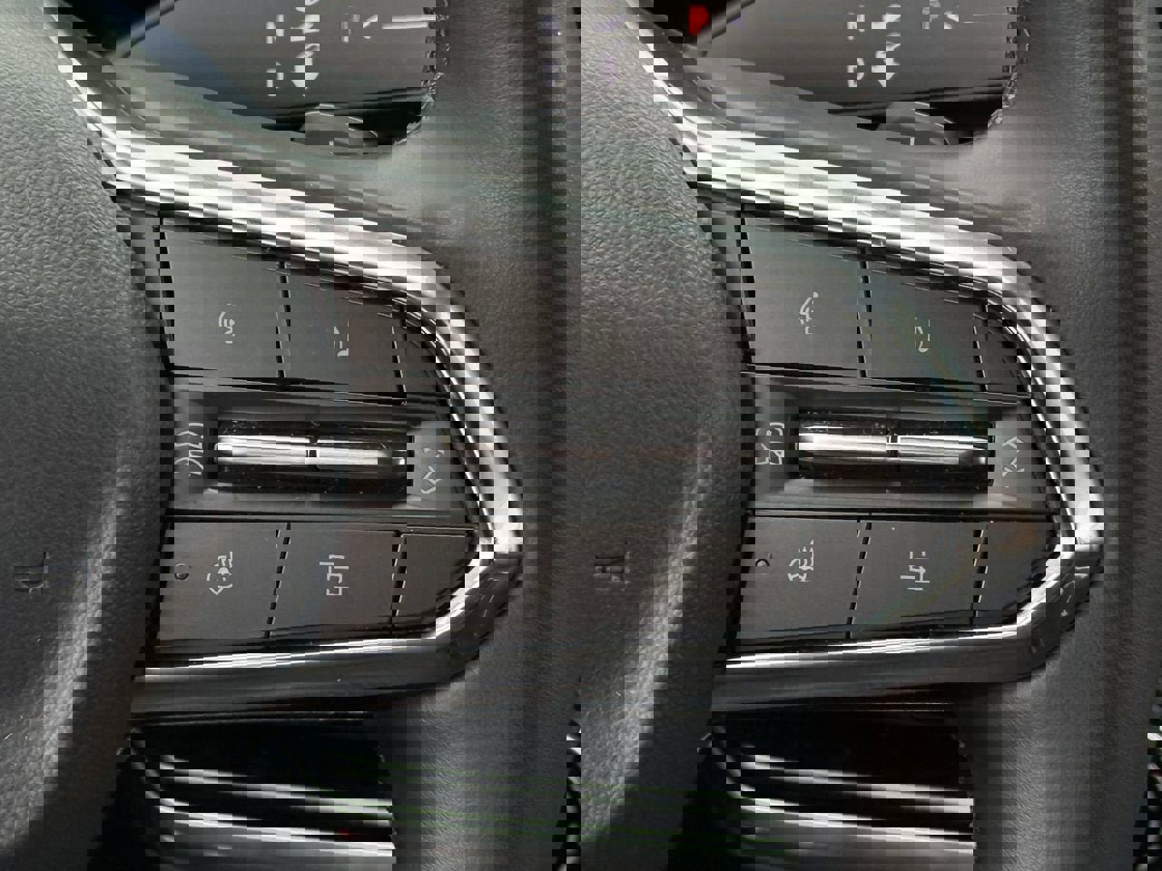 Certified 2025 Chevrolet Equinox LT image 15