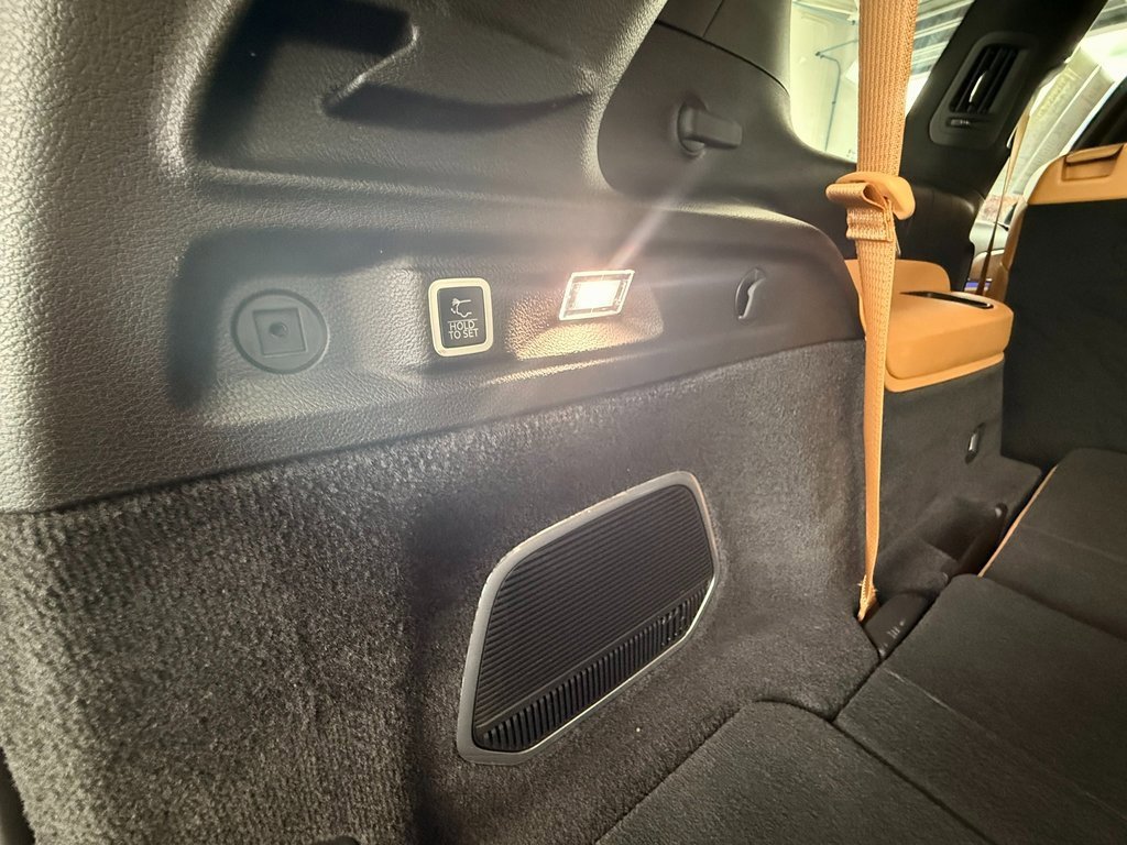 Certified 2024 Jeep Grand Cherokee L Summit image 18