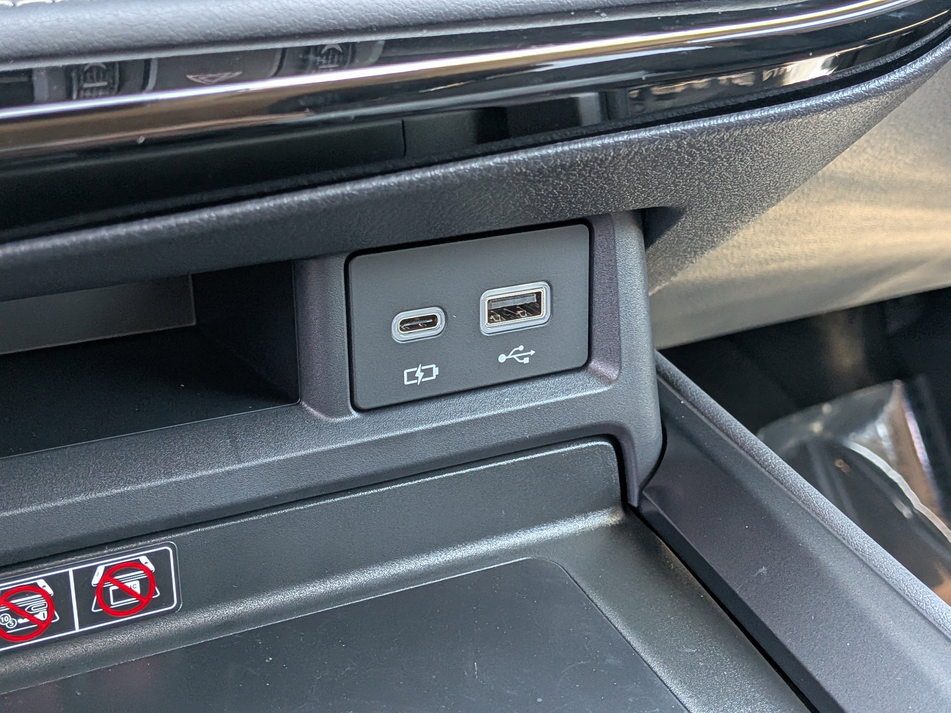 Used 2025 Lexus NX 250 FWD w/ Accessory Package (K3) image 31