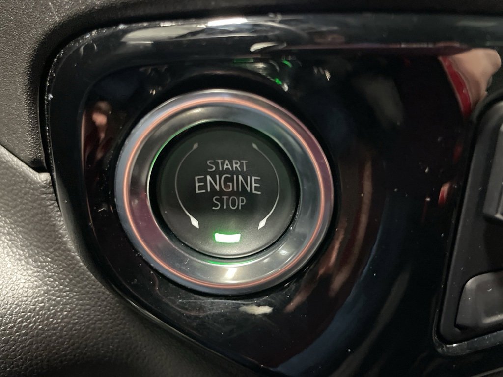 Used 2025 Chevrolet Silverado 1500 LT image 40