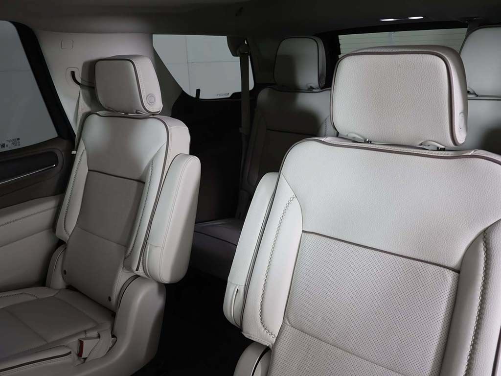 Used 2024 GMC Yukon Denali AWD/4WD image 41