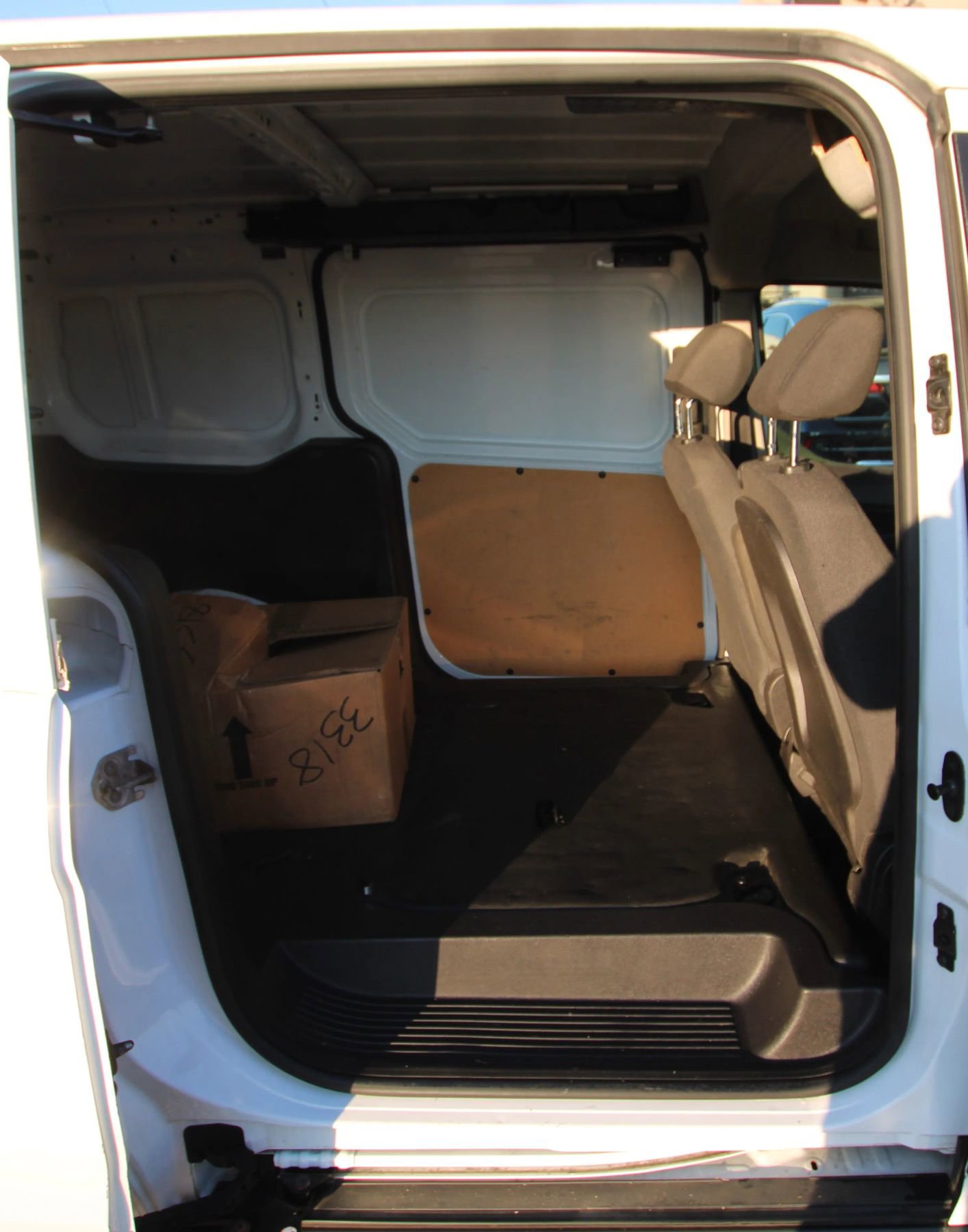 Used 2014 Ford Transit Connect XL image 11