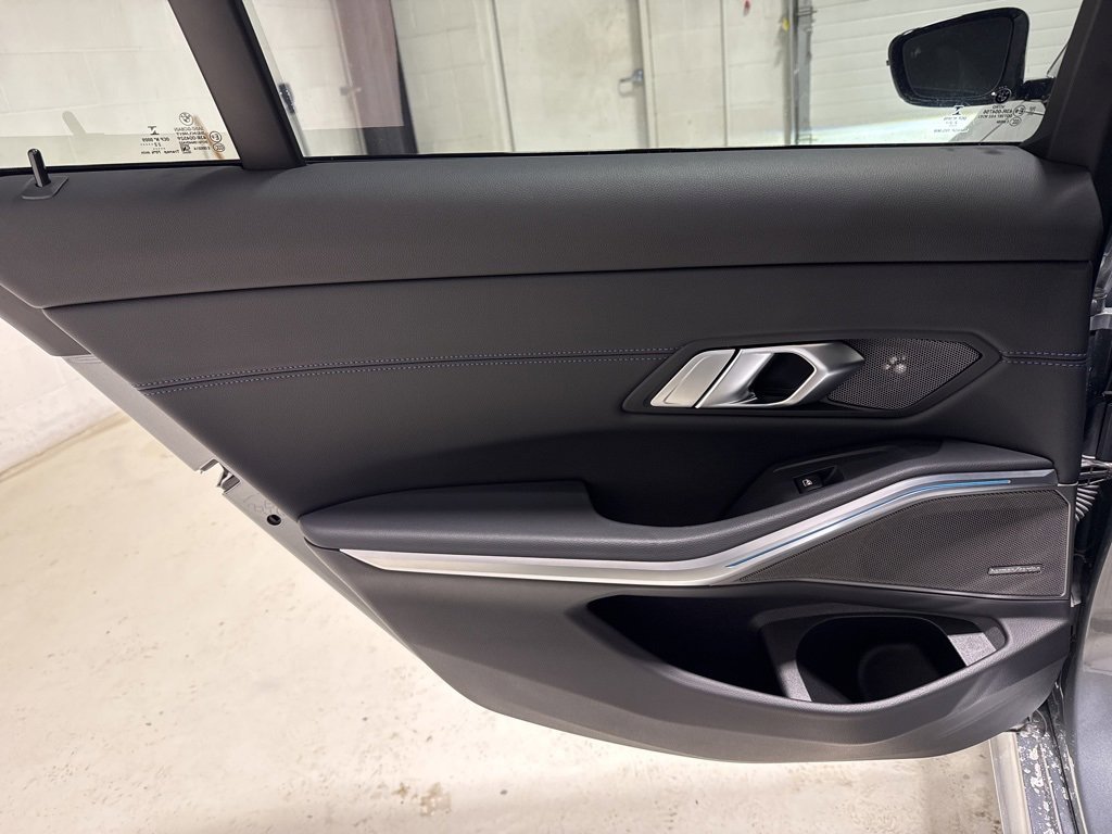 Used 2023 BMW 330e xDrive w/ M Sport Package image 33