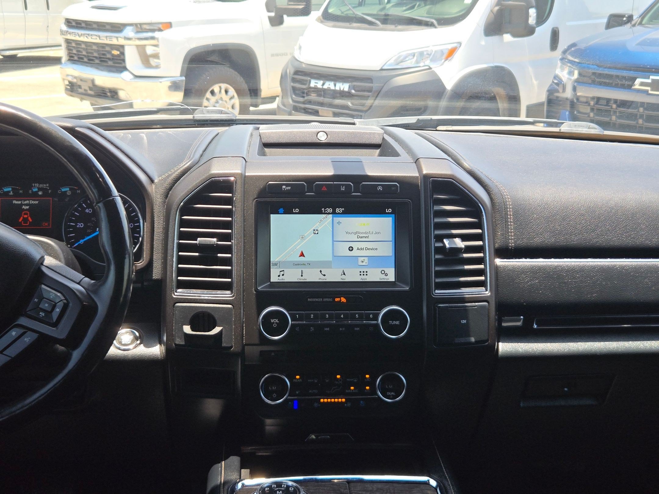 Used 2018 Ford Expedition Limited w/ Driver Assistance Package RWD image 16