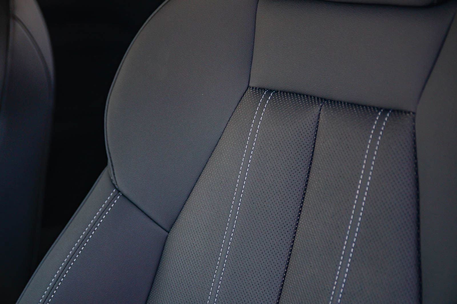 Certified 2025 Audi Q5 Premium Plus w/ Premium Plus image 30